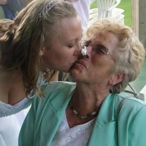 Meet your Posher, Julie